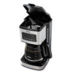 Cafetera programable de 12 tazas con pantalla táctil Oster BVSTDC4403 - Imagen 3